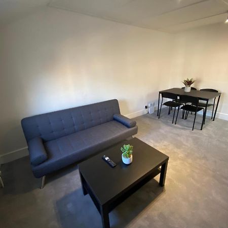 Modern 1 Bedroom Flat In Paddington London Bagian luar foto