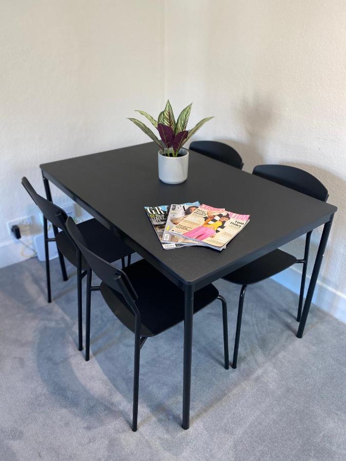 Modern 1 Bedroom Flat In Paddington London Bagian luar foto